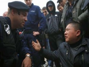 Cetăţean chinez cu viză expirată prins în piaţa din Ştrand la Sibiu