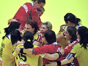 foto - românia a învins danemarca şi a câştigat bronzul la campionatul european de handbal feminin