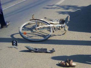 accident uşor pe dj 106 sibiu – agnita. un biciclist a fost accidentat