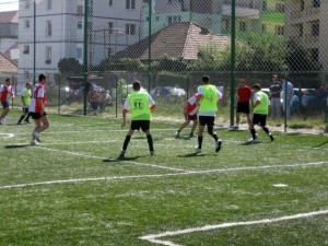 băncile se „războiesc” pe teren la „cupa bancarul” la fotbal