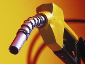 Fraudă de 16 milioane de euro cu produse petroliere vândute în judeţul Sibiu