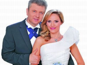 vip: gabi firea şi florin pandele au strâns 385.000 de euro de la invitaţi. naşul gigi becali “a cotizat” cu 50.000 de euro