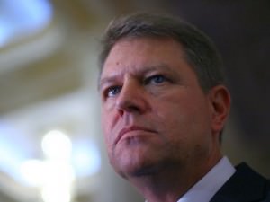 iohannis, oprescu, apostu şi mazăre sunt cei mai mediatizaţi primari în online