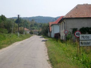 a murit în timp ce muncea la ferma sa din motiş