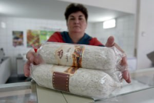 Salamul de Sibiu creşte cifra de afaceri a Grupului Agricola Bacău