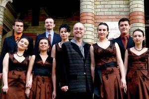 Acapella concertează la Sibiu şi Cisnădie după reprezentaţiile de la Washington şi New York