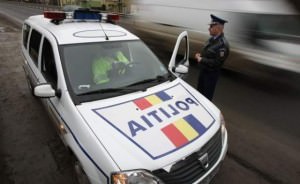 Un adolescent de 16 ani din Sibiu este cercetat pentru furtul a două autovehicule