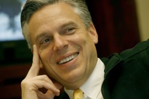 republicanul jon huntsman se retrage din cursa pentru casa albă