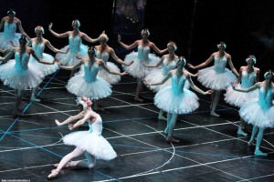 "lacul lebedelor", în interpretarea teatrului de operă şi balet din kiev, pe 26 ianuarie în sibiu