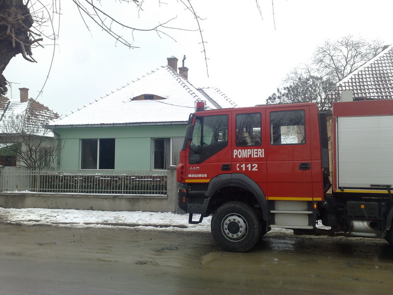 incendiu pe moldoveanu de la un scurtcircuit