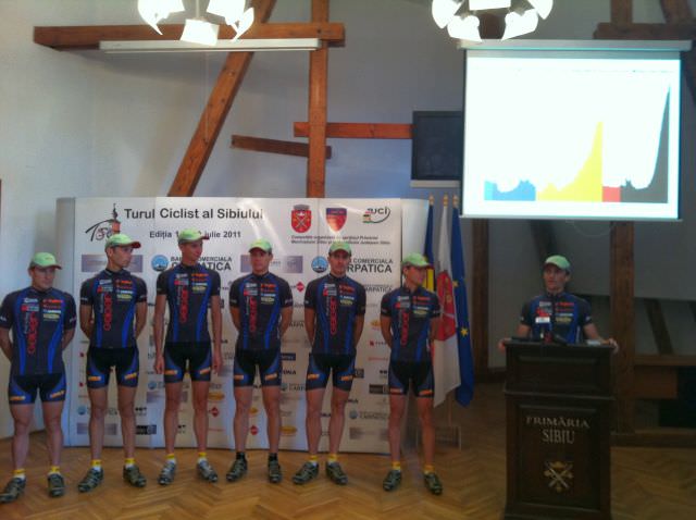 turul ciclist al sibiului 2011 dă premii de 25.000 de euro. peste 140 de competititori înscrişi