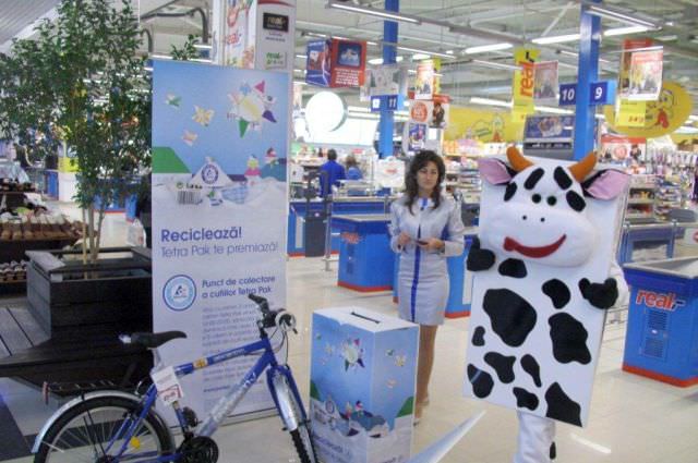 tetra pak şi galeria real invită consumatorii să recicleze ambalajele de carton pentru lapte, iaurt și sucuri