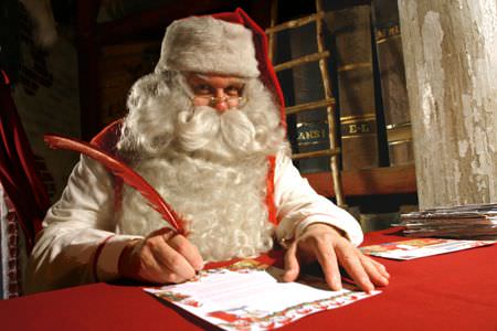 poşta finlandeză se pregăteşte să primească 700.000 de scrisori pentru moş crăciun. ce se întâmplă cu scrisorile copiilor