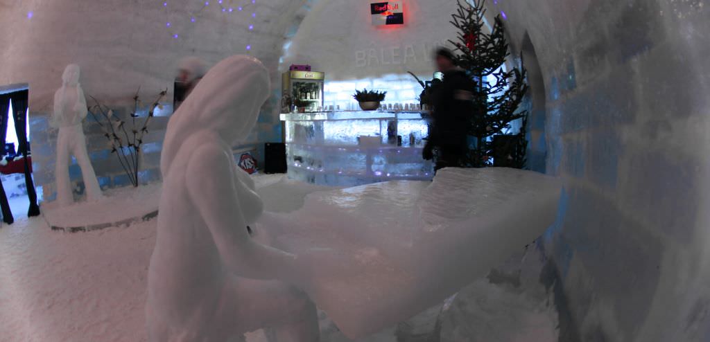 festivitatea inaugurării complexului „hotel of ice” a fost amânată din cauza vremii