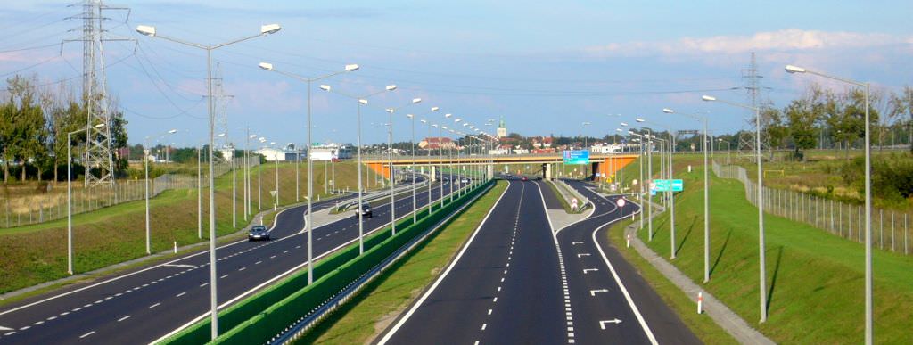 promisiuni: autostrada sibiu-pitesti va fi gata în 2016 şi costă 3,25 miliarde euro