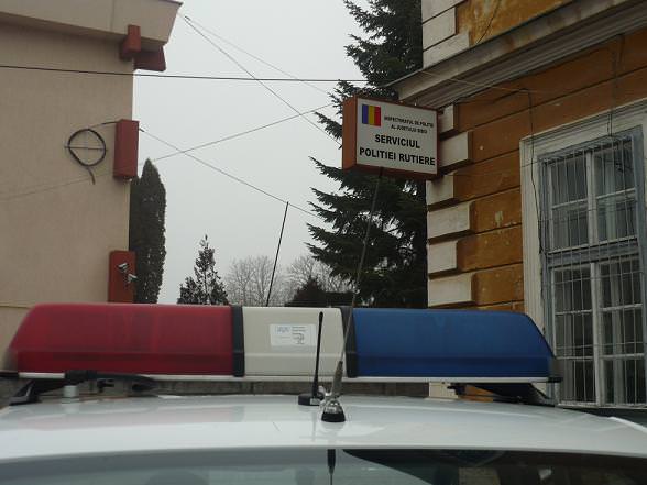 Autovehiculele cu masă mai mare de 7,5 tone, înmatriculate în ţară sau străinătate, verificate de poliţişti