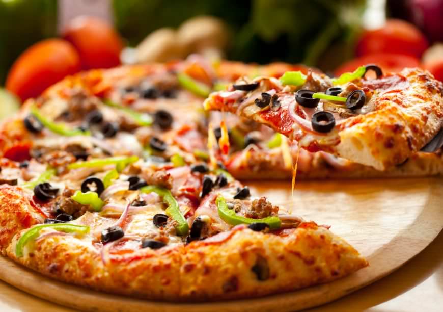vrei o pizza perfecta? un matematician a descoperit formula matematica pentru un maximum de savoare!