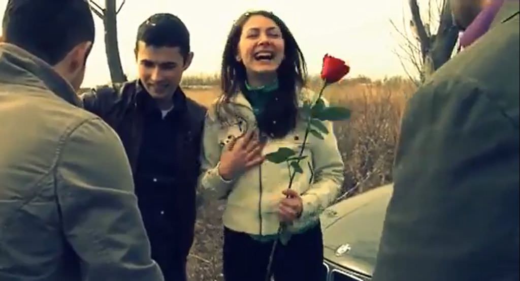 video cererea în casatorie din romania care face înconjurul lumii! îți place?