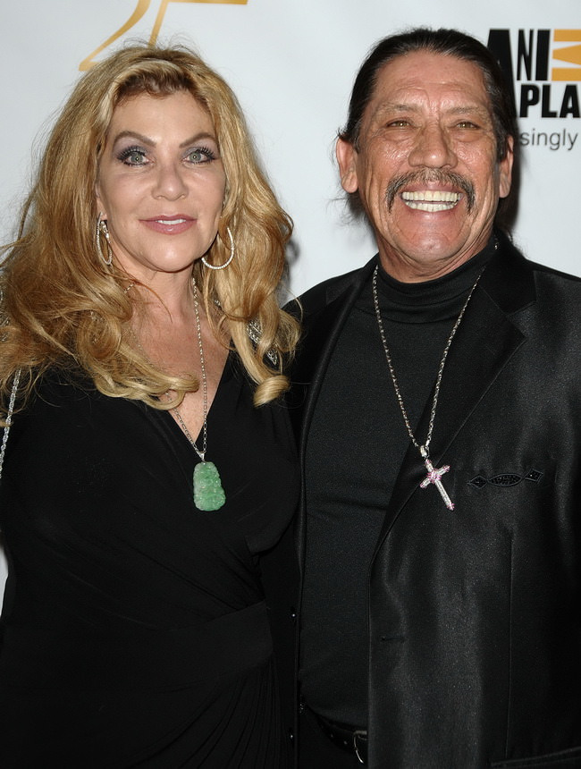 ce sotie sexy si frumoasa are danny trejo. uite dovada!