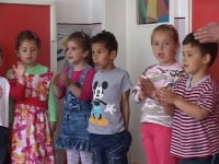 copiii de la grădiniţa dumbrava minunată au sărbătorit ziua de 1 iunie | video