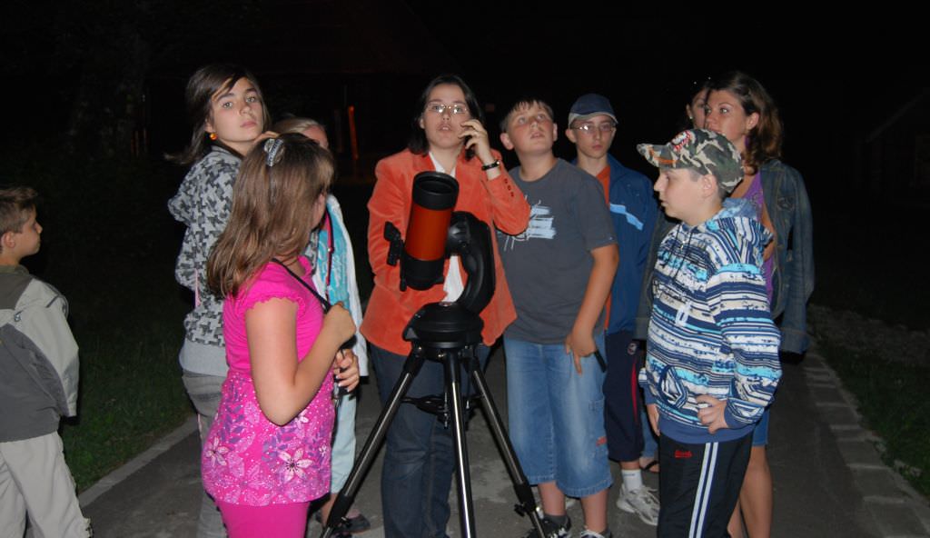 atelier de astronomie de noaptea muzeelor la sibiu