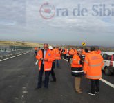 S-a deschis autostrada Săliște - Cunța. Ponta a venit în inspecție, dar nu s-a oprit! (VIDEO FOTO)