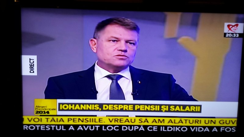 iohannis pe facebook după dezbatere: eu sunt un om...