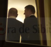 VIDEO FOTO: Iohannis primit cu aplauze la Hermania. Președintele, solicitat la zeci de fotografii! (DETALII DIN CULISE)