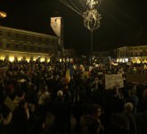 VIDEO FOTO: Miting de susținere a românilor din Dispora în Piața Mare. Peste 3.000 de participanți!