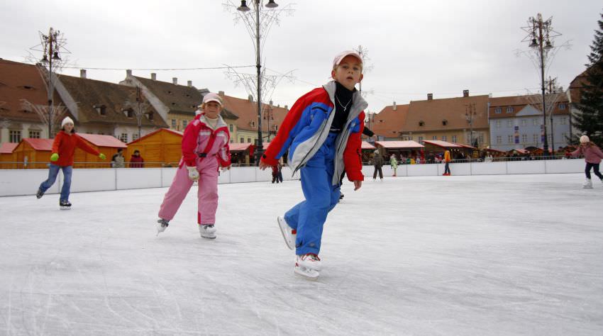 Fără patinoar în Piața Mare în această iarnă. Primăria Sibiu explică de ce!