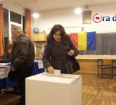 GALERIE FOTO Prezență RECORD la urne în Sibiu. Oamenii au ieșit masiv la vot!