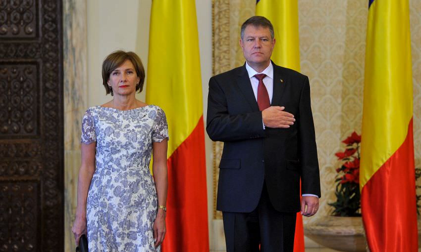 ce face iohannis în prima zi ca președinte al româniei. programul oficial!
