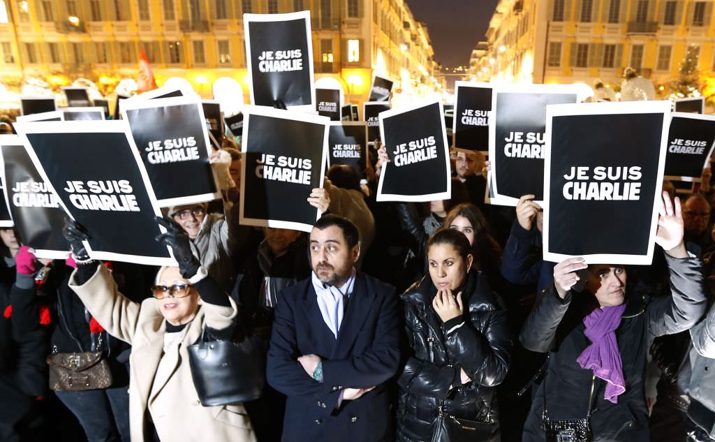 iohannis pe facebook: ”je suis charlie”. președintele emoționat de tragedia de la paris!