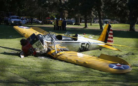harrison ford a căzut cu avionul pe care îl pilota - actorul este grav rănit