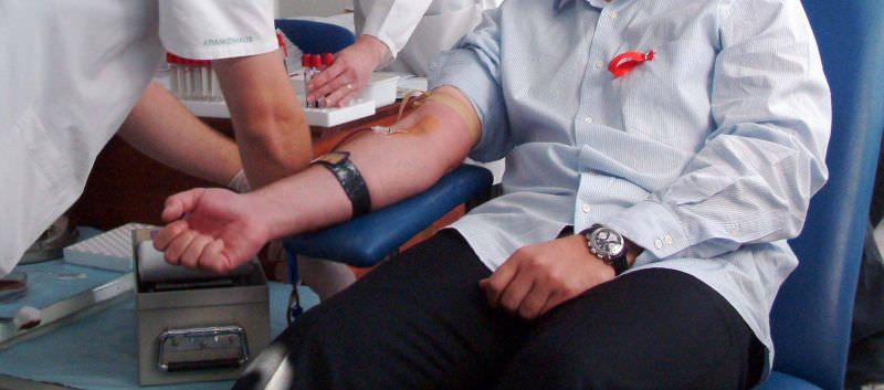 crucea roșie sibiu te invită să salvezi vieți: ”fiecare picătură de sânge donată contează”