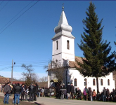 video foto durere la înmormântarea tinerei ucisă duminică seară la mediaș