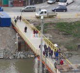 video foto cum merg lucrările la podul de peste cibin de la piață