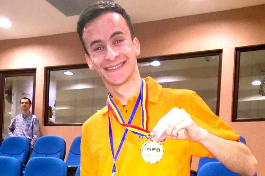 medalie de aur pentru un student sibian la concursul internaţional de proiecte informatice