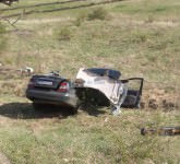 video foto accident groaznic în dealul dăii. o persoană grav rănită și o mașină făcută praf!