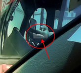 video foto semne obscene făcute de un șofer tursib în trafic la sibiu. gestul este revoltător!