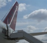 video și foto exclusiv din și cu boeing-ul 777 aterizat la sibiu. unde a mai zburat și câți ani are aeronava!