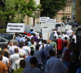 VIDEO FOTO Marș anti Ponta la Sibiu - A durat fix 15 minute și s-au strâns vreo 250 de oameni