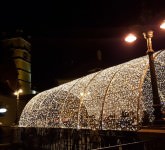 video şi foto – sibiul e parcă mai frumos ca oricând. magie în târgul de crăciun din piața mare!