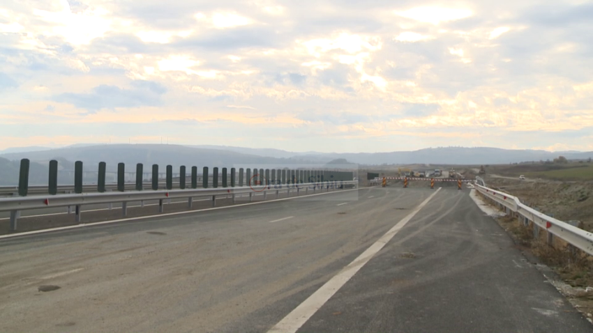 video problemele continuă la autostrada sibiu - orăştie. gafa de milioane de euro a statului român!