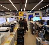 black friday la sibiu: coadă la flanco, gol la altex (video foto)