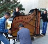 VIDEO FOTO - ISU a închis Casa de Cultură a Sindicatelor din Sibiu. Haos la fața locului!