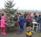 VIDEO FOTO – BUCURIE dăruită în prag de Sărbători pentru zeci de copii și familii nevoiașe din Sibiu. Ne-au răsplătit cu ZÂMBETE DE FERICIRE!