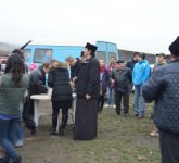 VIDEO FOTO – BUCURIE dăruită în prag de Sărbători pentru zeci de copii și familii nevoiașe din Sibiu. Ne-au răsplătit cu ZÂMBETE DE FERICIRE!