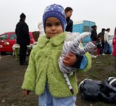 VIDEO FOTO – BUCURIE dăruită în prag de Sărbători pentru zeci de copii și familii nevoiașe din Sibiu. Ne-au răsplătit cu ZÂMBETE DE FERICIRE!