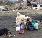 VIDEO FOTO – BUCURIE dăruită în prag de Sărbători pentru zeci de copii și familii nevoiașe din Sibiu. Ne-au răsplătit cu ZÂMBETE DE FERICIRE!